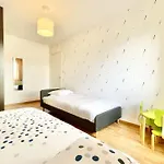 Family Getaway In With Balcony * 콜마