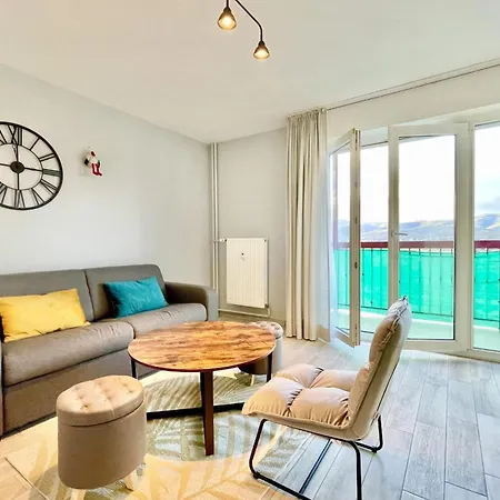 Family Getaway In With Balcony *
