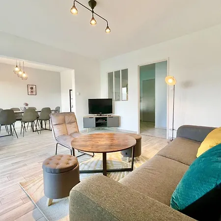 Family Getaway In With Balcony 科尔马