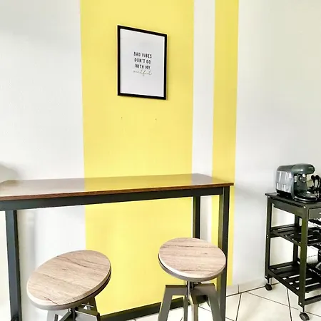 Appartement La Route Des Vins En Vélo à Avec Balcon *