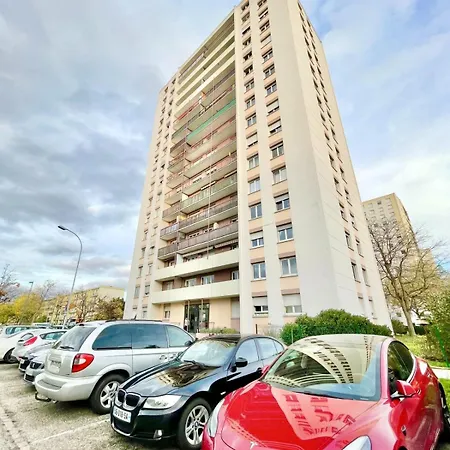 Family Getaway In With Balcony 公寓 科尔马