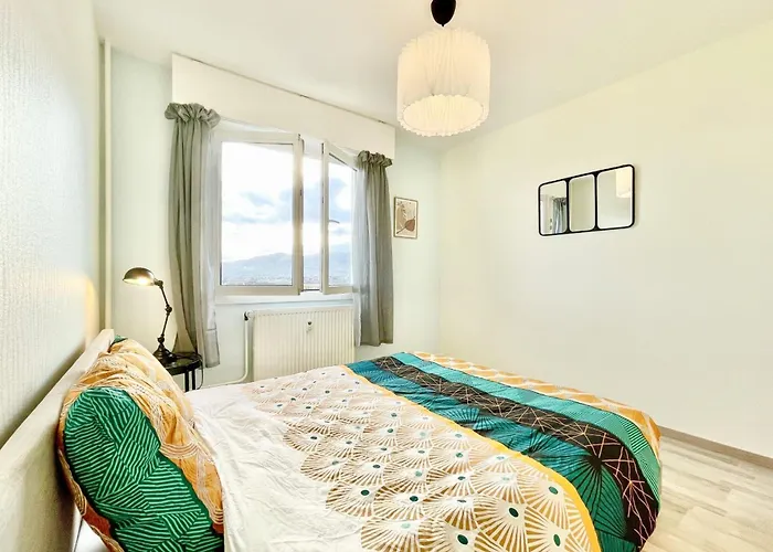 La Route Des Vins En Vélo à Avec Balcon Appartement *